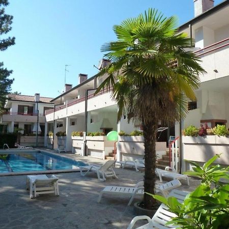 Appartamento Onda Blu Bibione Esterno foto