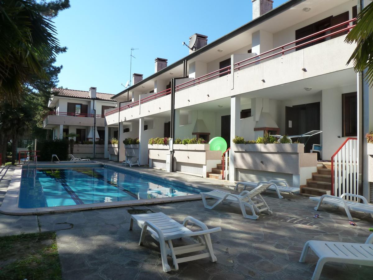 Appartamento Onda Blu Bibione Esterno foto